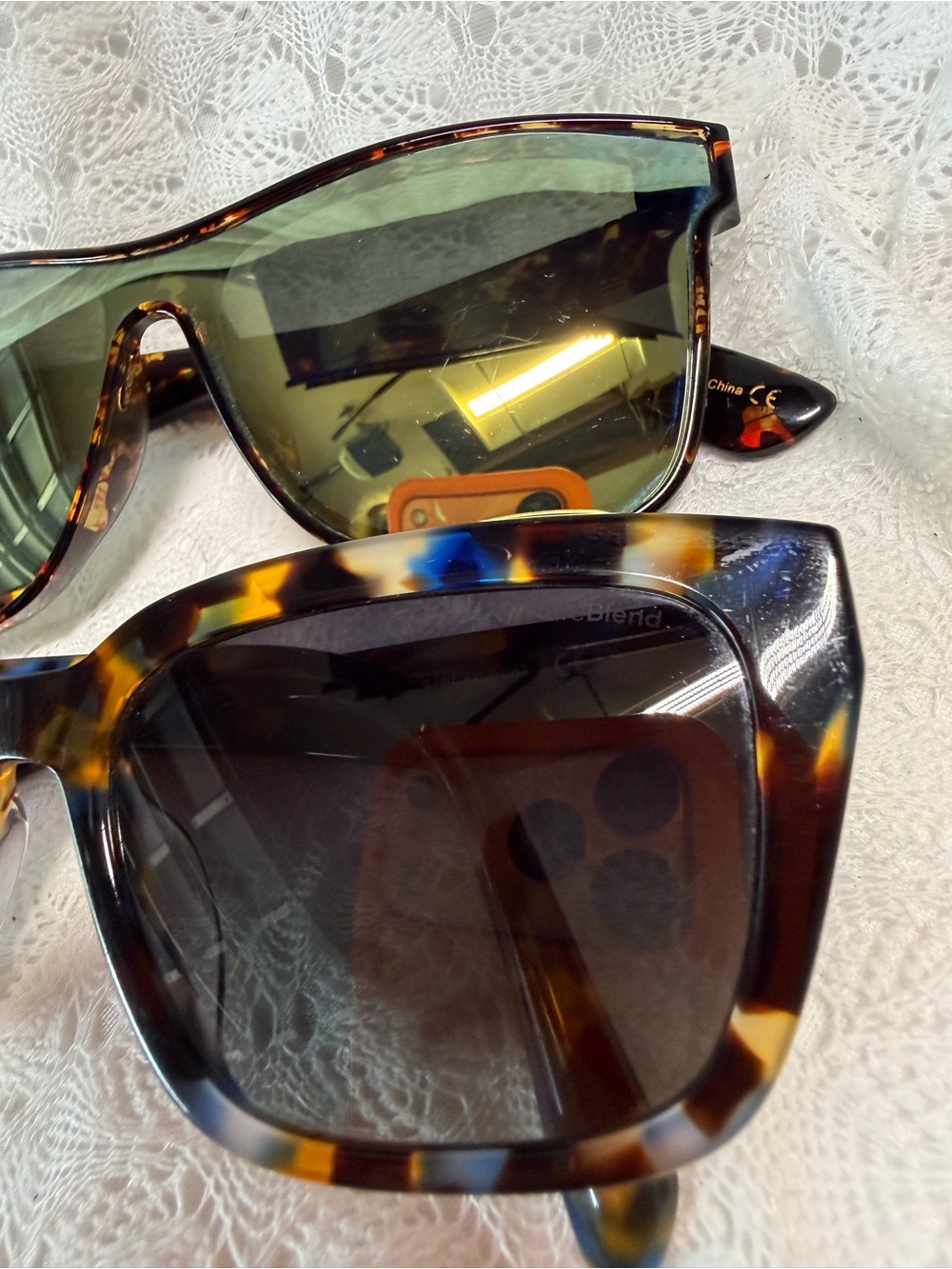 Blenders Tortoiseshell Square Sunglasses - Brown Pattern Frame 2 pairs - Picture 3 of 11